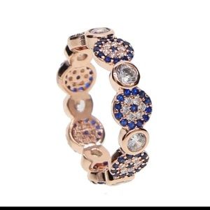 Evil Eye rose gold ring size 8

Beautiful ring